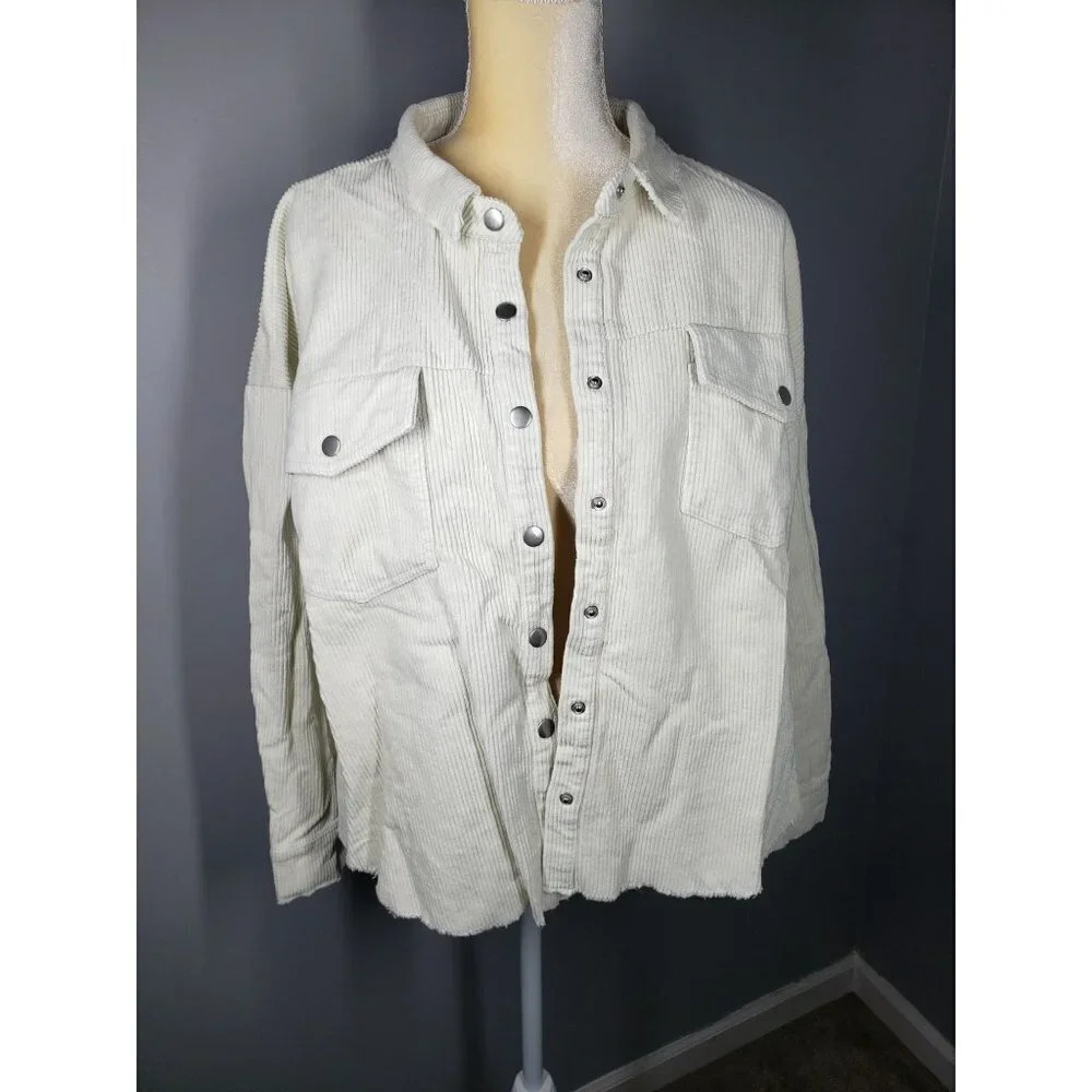Cream Corduroy Frayed Shacket Magnolia Boutique Women's Size L.